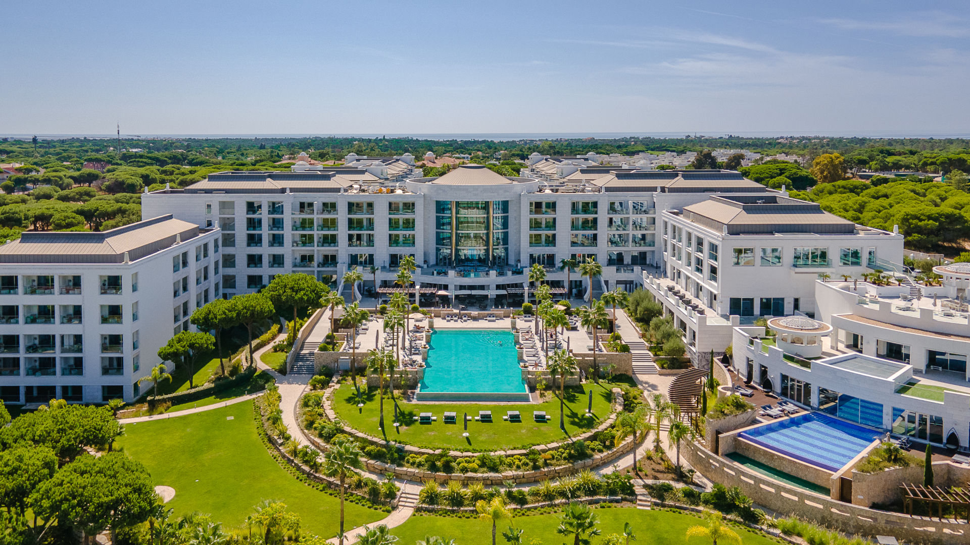 Unforgettable Resorts In Algarve – 11 Best Luxury Hotels