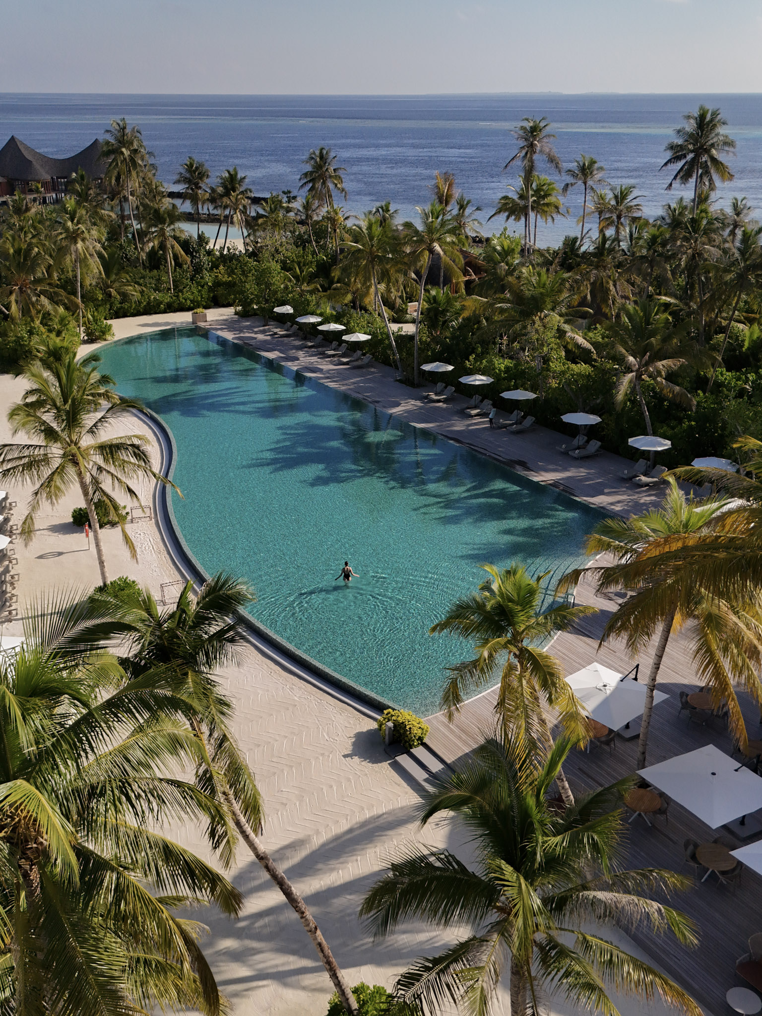 Ananea Madivaru Pool